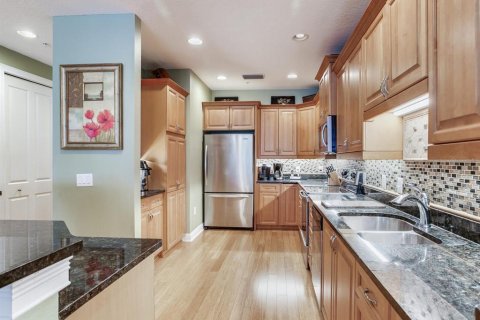 Condo in Apollo Beach, Florida, 3 bedrooms  № 1641087 - photo 23