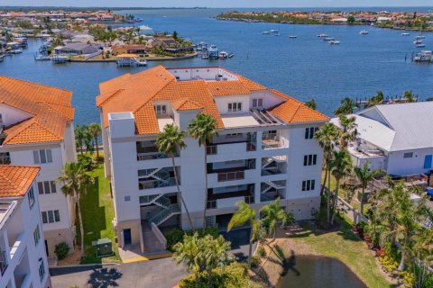 Condo in Apollo Beach, Florida, 3 bedrooms  № 1641087 - photo 1