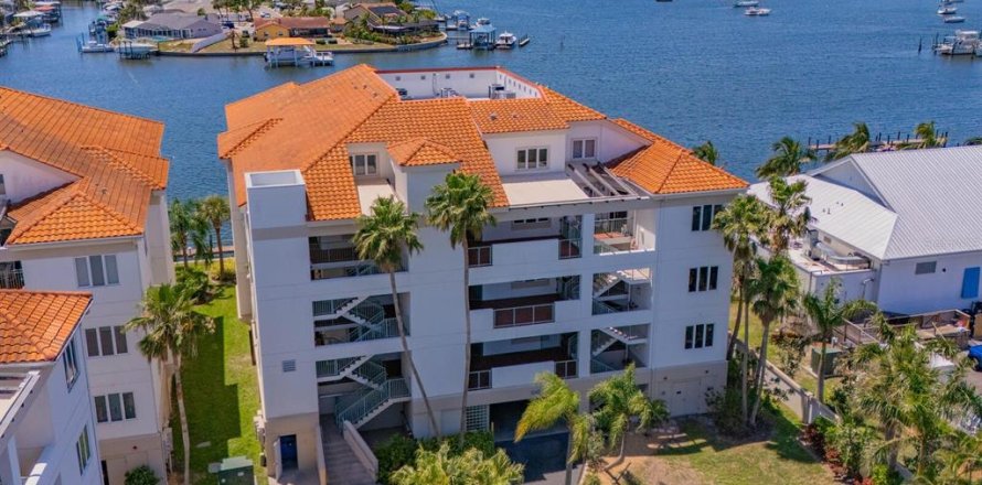 Condo in Apollo Beach, Florida, 3 bedrooms № 1641087