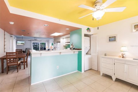 Condo in Placida, Florida, 1 bedroom  № 1769296 - photo 12