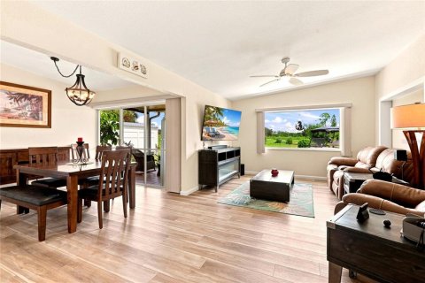 Villa ou maison à vendre à Port Charlotte, Floride: 3 chambres, 144.46 m2 № 2226273 - photo 8