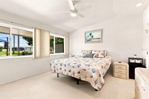 Villa ou maison à vendre à Port Charlotte, Floride: 3 chambres, 144.46 m2 № 2226273 - photo 26