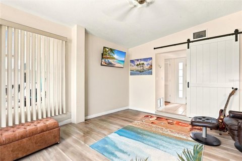 Villa ou maison à vendre à Port Charlotte, Floride: 3 chambres, 144.46 m2 № 2226273 - photo 21
