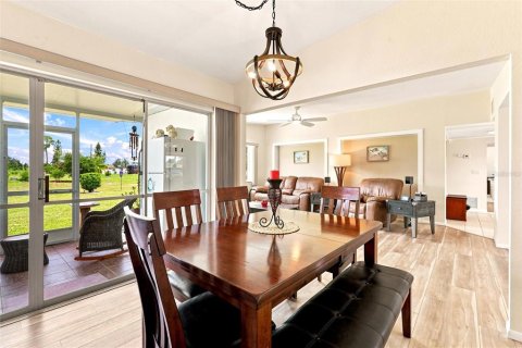 Villa ou maison à vendre à Port Charlotte, Floride: 3 chambres, 144.46 m2 № 2226273 - photo 17