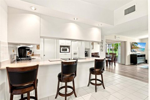 Villa ou maison à vendre à Port Charlotte, Floride: 3 chambres, 144.46 m2 № 2226273 - photo 11