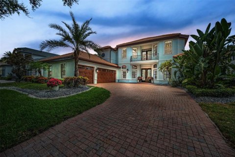 House in Trinity, Florida 4 bedrooms, 336.86 sq.m. № 1846445 - photo 3
