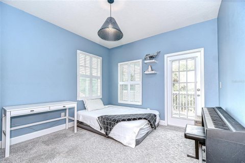 House in Fish Hawk, Florida 4 bedrooms, 239.13 sq.m. № 1914138 - photo 22