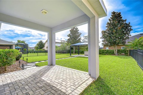 House in Fish Hawk, Florida 4 bedrooms, 239.13 sq.m. № 1914138 - photo 3