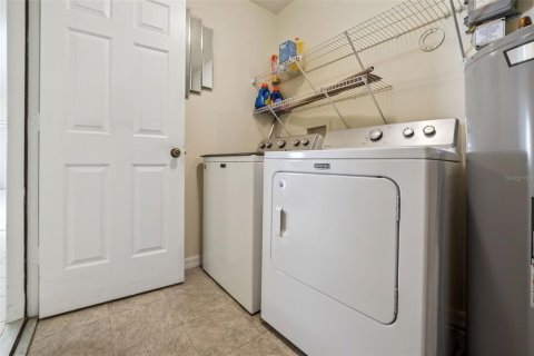 Villa ou maison à vendre à Leesburg, Floride: 2 chambres, 103.96 m2 № 2199756 - photo 21