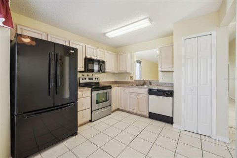 Villa ou maison à vendre à Leesburg, Floride: 2 chambres, 103.96 m2 № 2199756 - photo 8