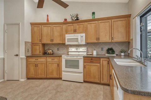 House in Englewood, Florida 3 bedrooms, 221.57 sq.m. № 1015126 - photo 16