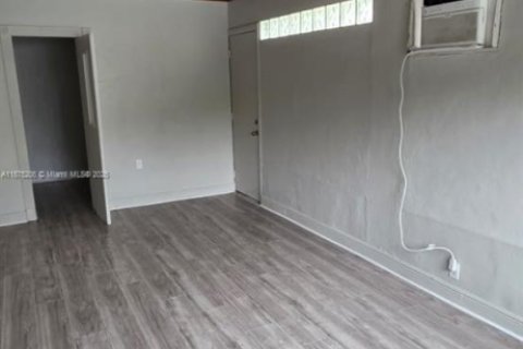 Купить виллу или дом в Майами, Флорида 4 спальни, 126.81м2, № 1896143 - фото 14