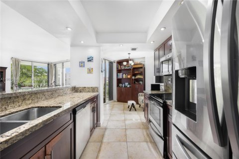 Condominio en venta en Miami, Florida, 3 dormitorios, 136.47 m2 № 1954963 - foto 7