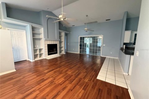 Villa ou maison à louer à Lakeland, Floride: 4 chambres, 176.51 m2 № 1894540 - photo 4
