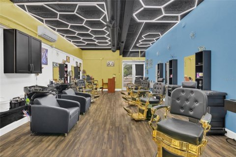 Купить коммерческую недвижимость в Апопка, Флорида 55.65м2, № 1829497 - фото 13