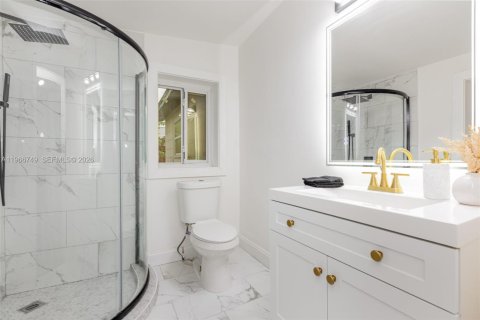 Купить виллу или дом в Сарасота, Флорида 3 спальни, 117.71м2, № 2028969 - фото 20