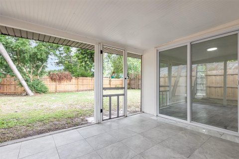 Купить виллу или дом в Сарасота, Флорида 3 спальни, 117.71м2, № 2028969 - фото 26