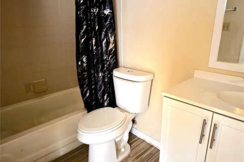 Condo in Orlando, Florida, 1 bedroom  № 1773934 - photo 7
