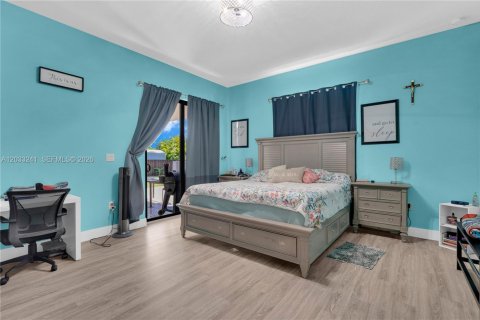 Villa ou maison à vendre à Homestead, Floride: 5 chambres, 249.35 m2 № 2084864 - photo 17