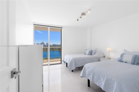 Copropriété à vendre à Aventura, Floride: 2 chambres, 106.84 m2 № 1970808 - photo 25