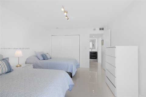 Copropriété à vendre à Aventura, Floride: 2 chambres, 106.84 m2 № 1970808 - photo 28
