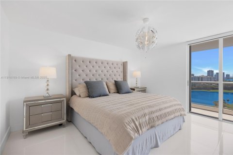 Copropriété à vendre à Aventura, Floride: 2 chambres, 106.84 m2 № 1970808 - photo 19