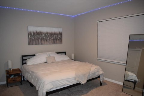 Townhouse in Sarasota, Florida 3 bedrooms, 160.26 sq.m. № 2210061 - photo 18