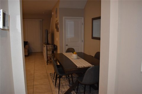 Townhouse in Sarasota, Florida 3 bedrooms, 160.26 sq.m. № 2210061 - photo 22