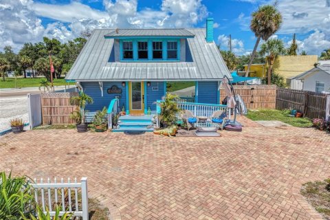 House in Englewood, Florida 2 bedrooms, 133.59 sq.m. № 2330044