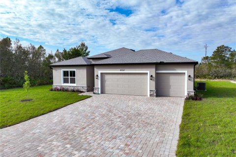 House in Sebring, Florida 4 bedrooms, 184.88 sq.m. № 1574171 - photo 5