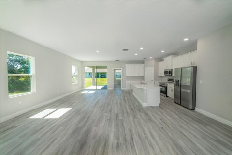 House in Sebring, Florida 4 bedrooms, 184.88 sq.m. № 1574171 - photo 25