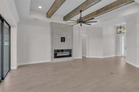 House in Lakeland, Florida 4 bedrooms, 205.87 sq.m. № 2221111 - photo 23