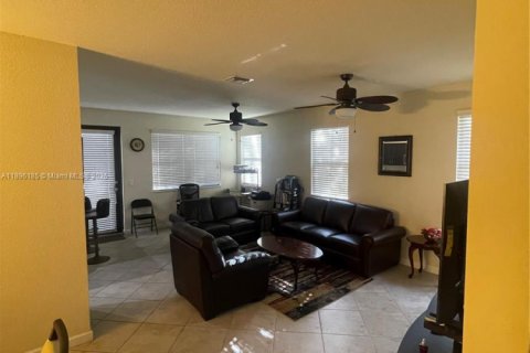 Купить виллу или дом в Паркленд, Флорида 3 спальни, 174.19м2, № 1950401 - фото 18