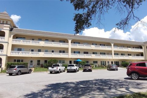 Condo in Clearwater, Florida, 2 bedrooms  № 1893708 - photo 1