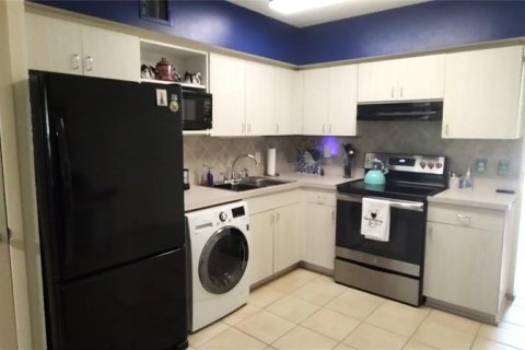Condo in Clearwater, Florida, 2 bedrooms  № 1893708 - photo 7