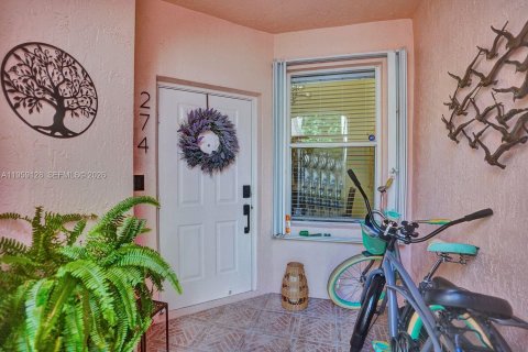 Townhouse in Delray Beach, Florida 2 bedrooms, 128.11 sq.m. № 2019937 - photo 5