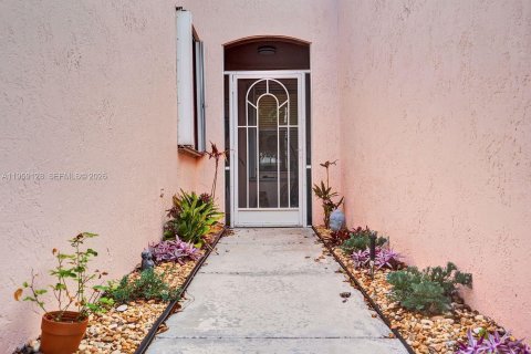 Townhouse in Delray Beach, Florida 2 bedrooms, 128.11 sq.m. № 2019937 - photo 4