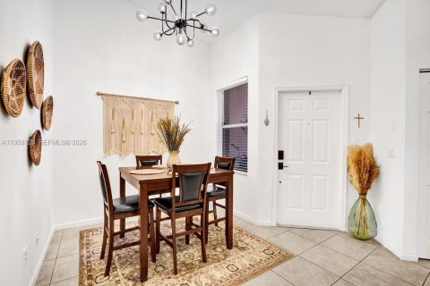 Townhouse in Delray Beach, Florida 2 bedrooms, 128.11 sq.m. № 2019937 - photo 9