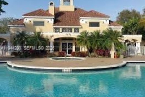 Condominio en venta en Oakland Park, Florida, 2 dormitorios, 116.69 m2 № 2001605 - foto 25
