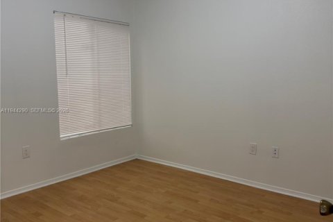 Condominio en venta en Oakland Park, Florida, 2 dormitorios, 116.69 m2 № 2001605 - foto 18