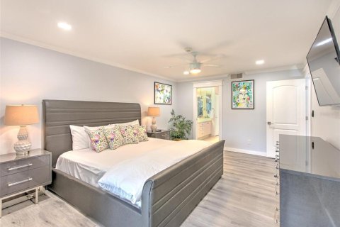 Condominio en alquiler en Longboat Key, Florida, 2 dormitorios, 148.74 m2 № 861483 - foto 19