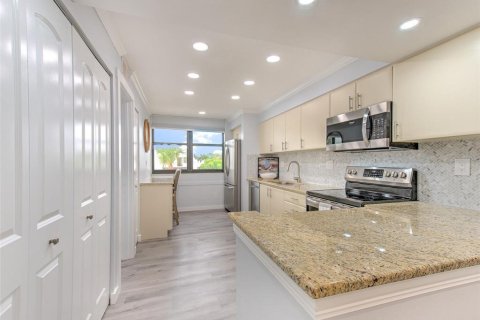 Condominio en alquiler en Longboat Key, Florida, 2 dormitorios, 148.74 m2 № 861483 - foto 6