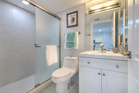 Condominio en alquiler en Longboat Key, Florida, 2 dormitorios, 148.74 m2 № 861483 - foto 25