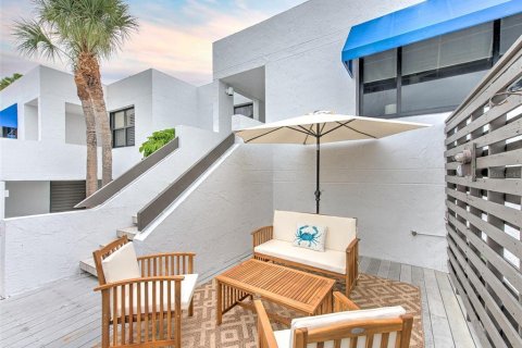 Condominio en alquiler en Longboat Key, Florida, 2 dormitorios, 148.74 m2 № 861483 - foto 2