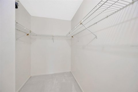 Condo in Tarpon Springs, Florida, 2 bedrooms  № 1800449 - photo 17