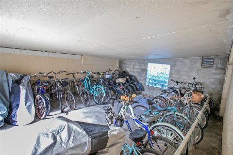 Condo in Saint Petersburg, Florida, 2 bedrooms  № 1602377 - photo 27