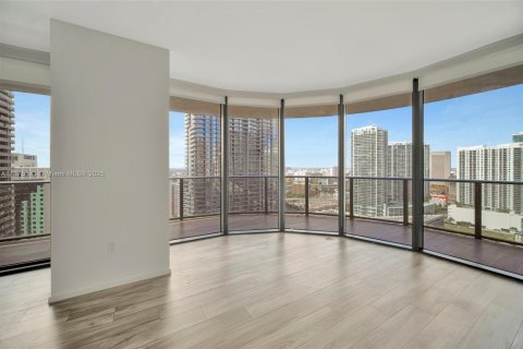 Condo in Miami, Florida, 3 bedrooms  № 1980456 - photo 5