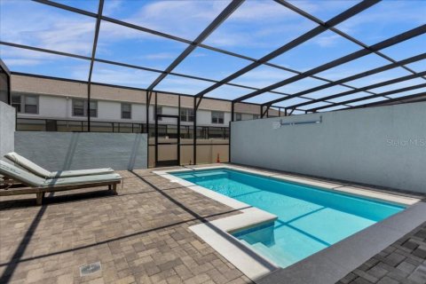 Adosado en venta en Kissimmee, Florida, 5 dormitorios, 210.24 m2 № 2201556 - foto 30