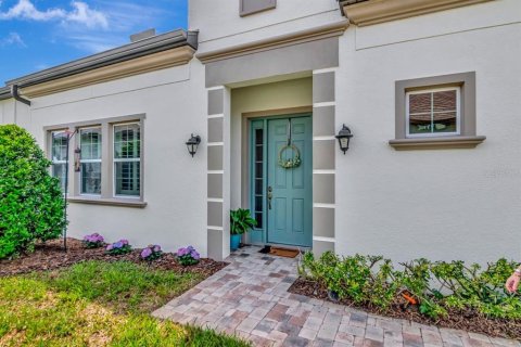 House in Wesley Chapel, Florida 2 bedrooms, 172.89 sq.m. № 2230677 - photo 4