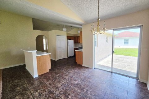 Casa en alquiler en Palm Coast, Florida, 4 dormitorios, 160.72 m2 № 2266359 - foto 10